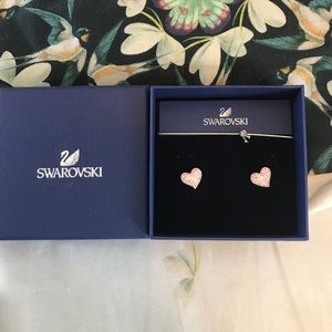 New Swarovski heart earrings